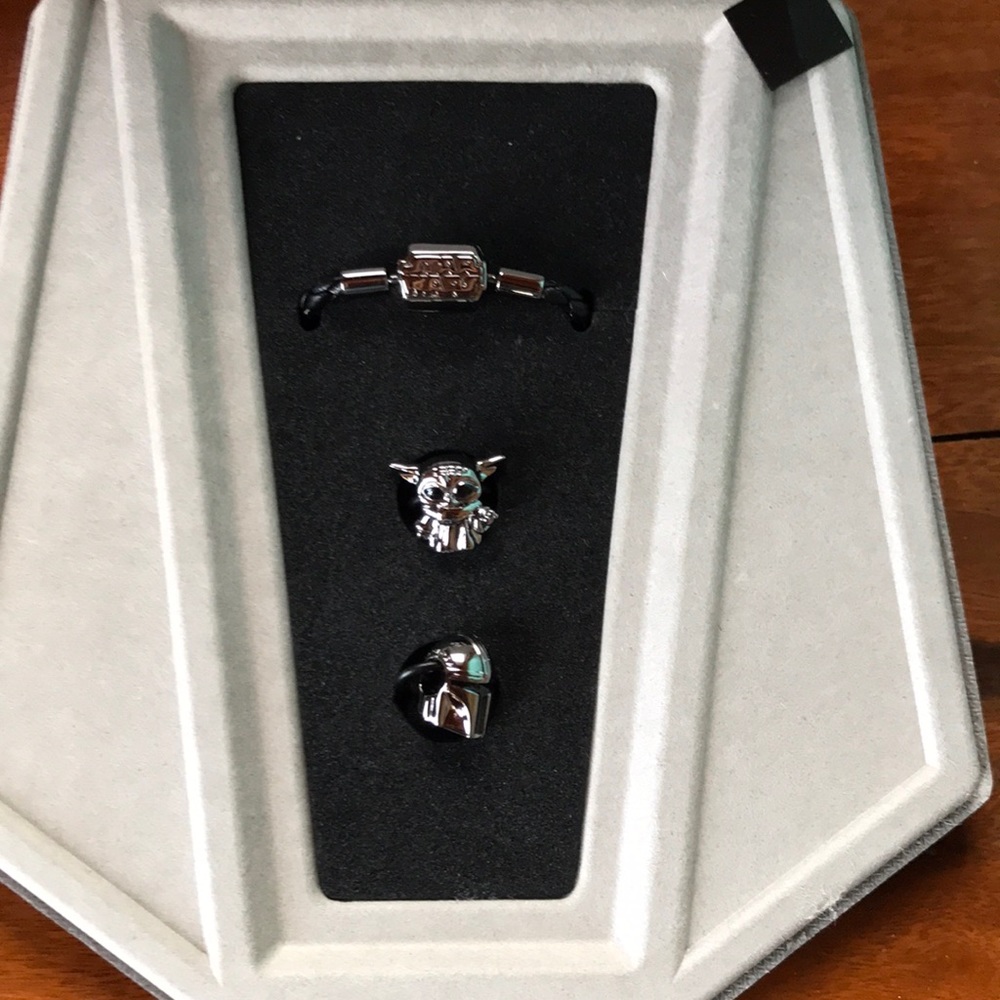 Pandora Limited Edition Star Wars Mandalorian Boxed Set, New with Tags